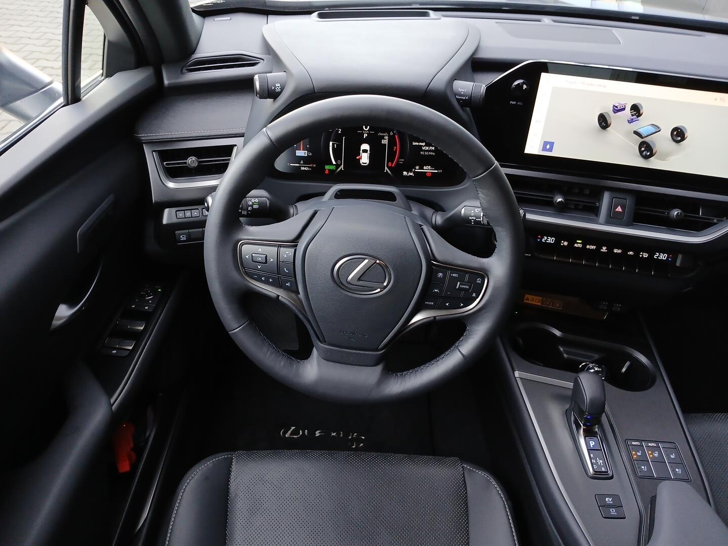 Lexus UX