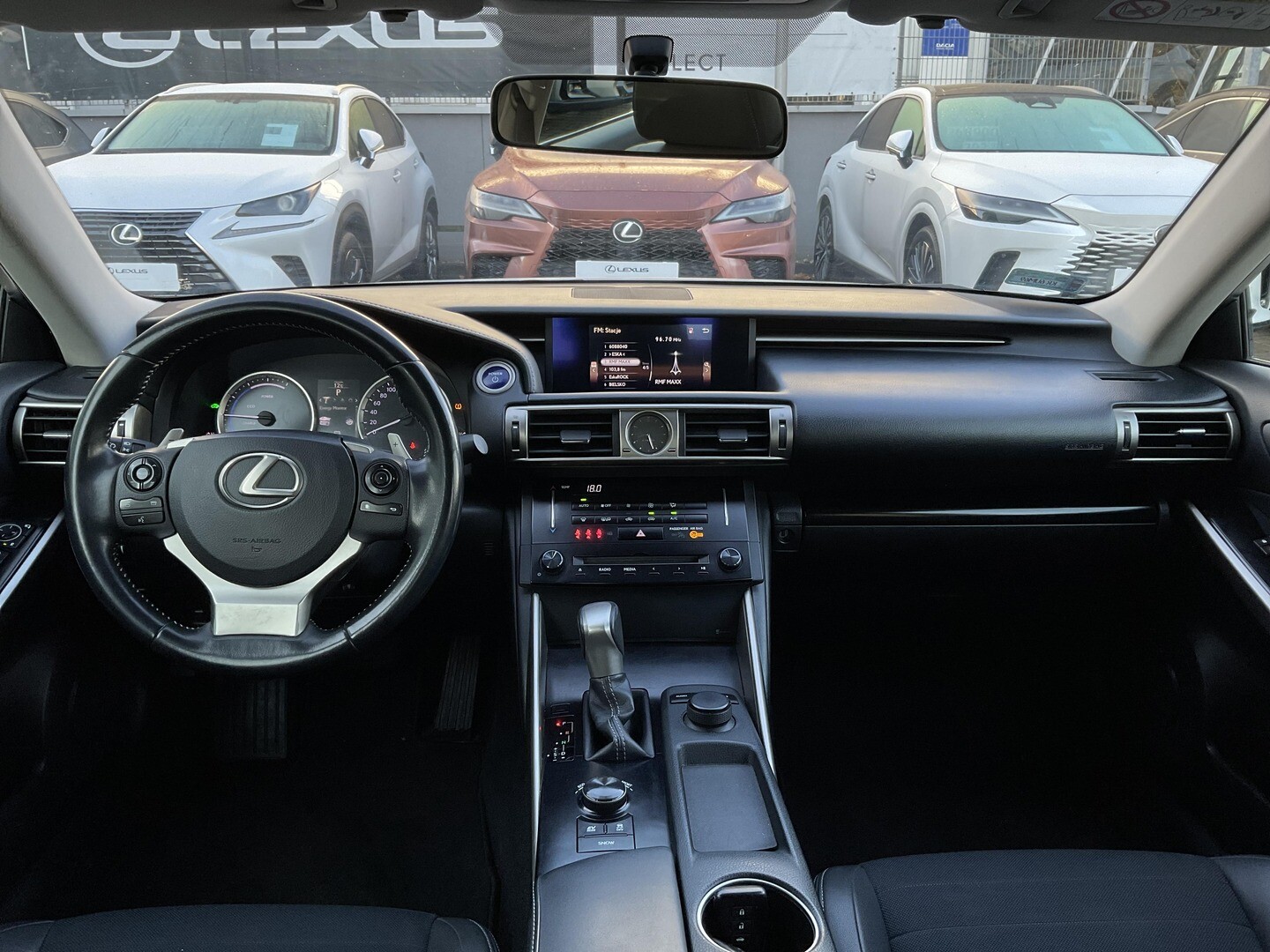 Lexus IS