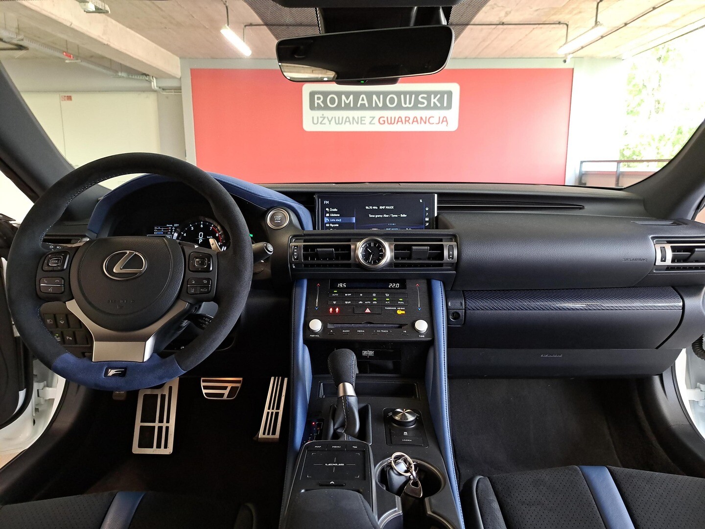 Lexus RC