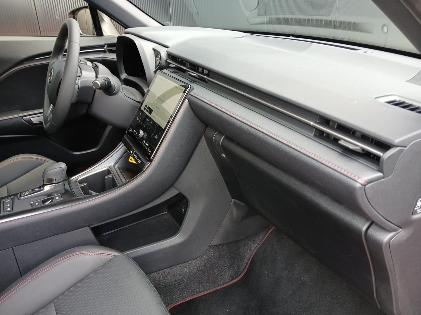 Lexus LBX