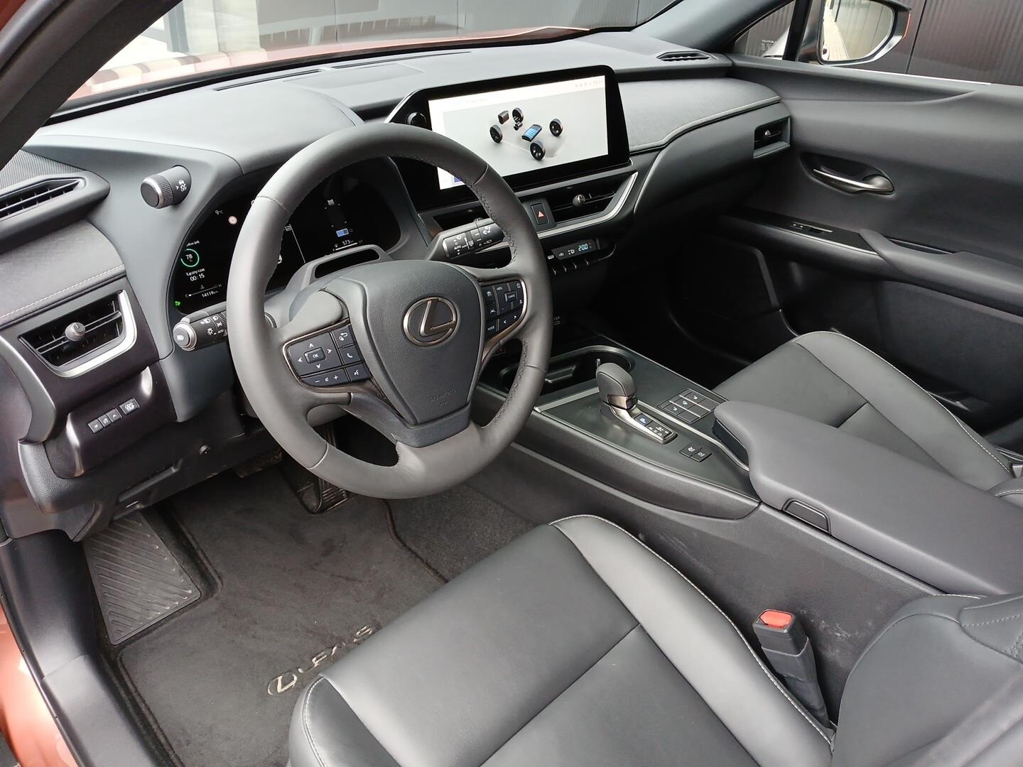 Lexus UX