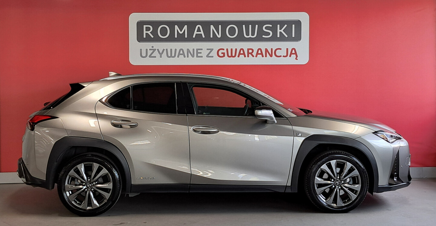 Lexus UX