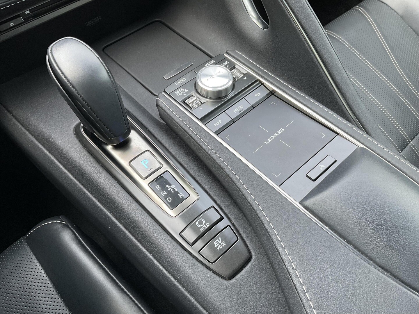 Lexus LC