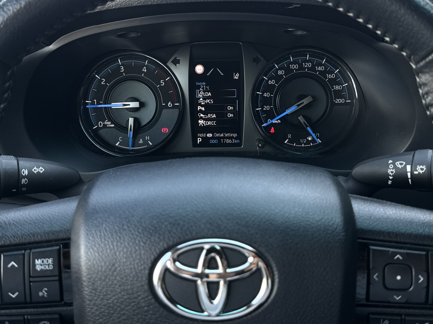 Toyota Hilux