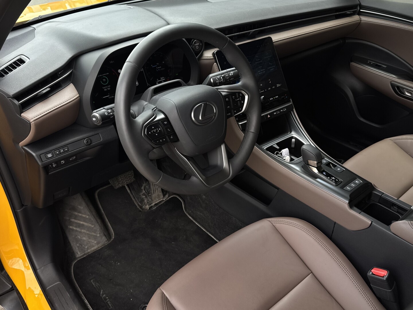 Lexus LBX