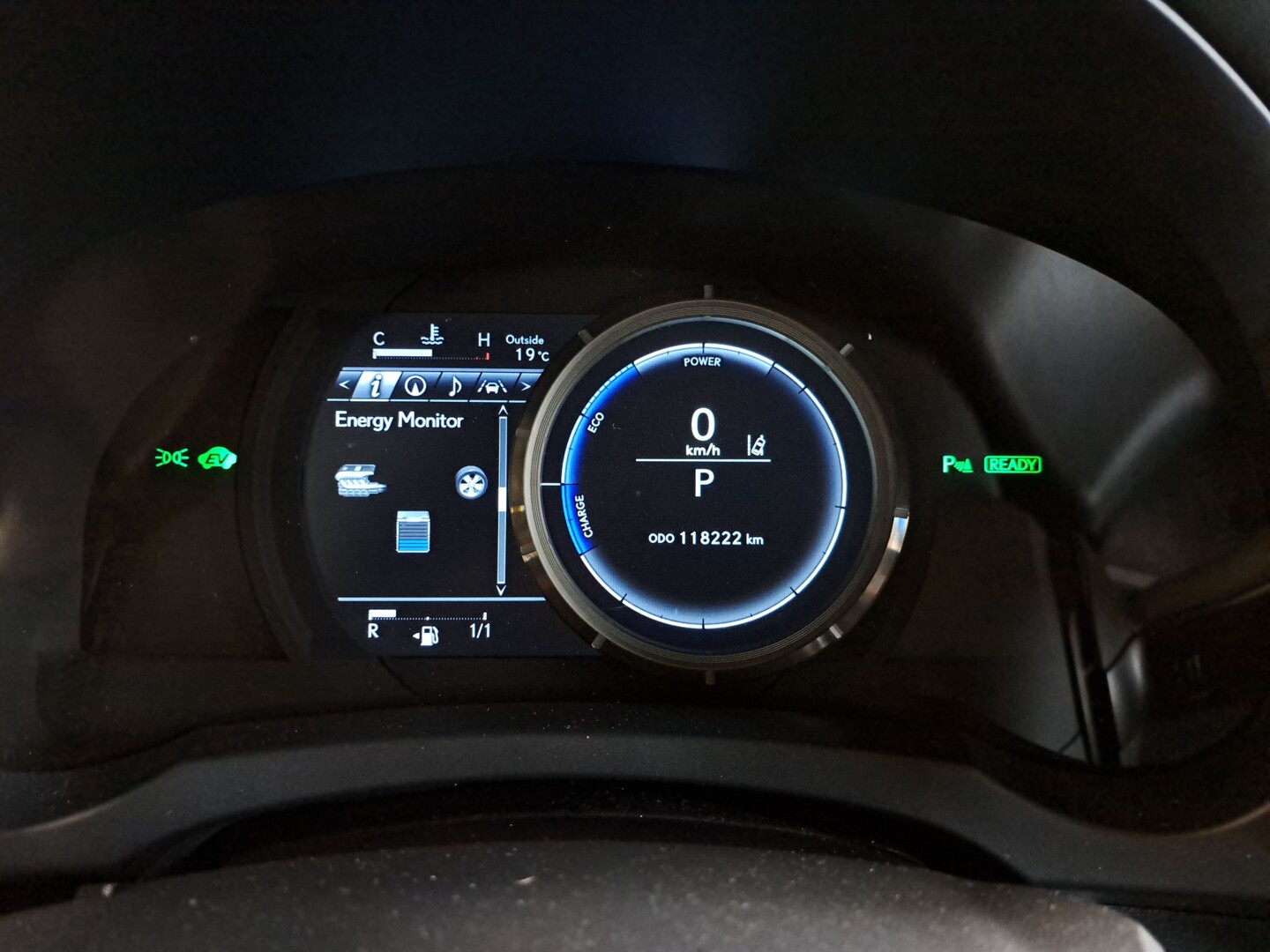Lexus IS