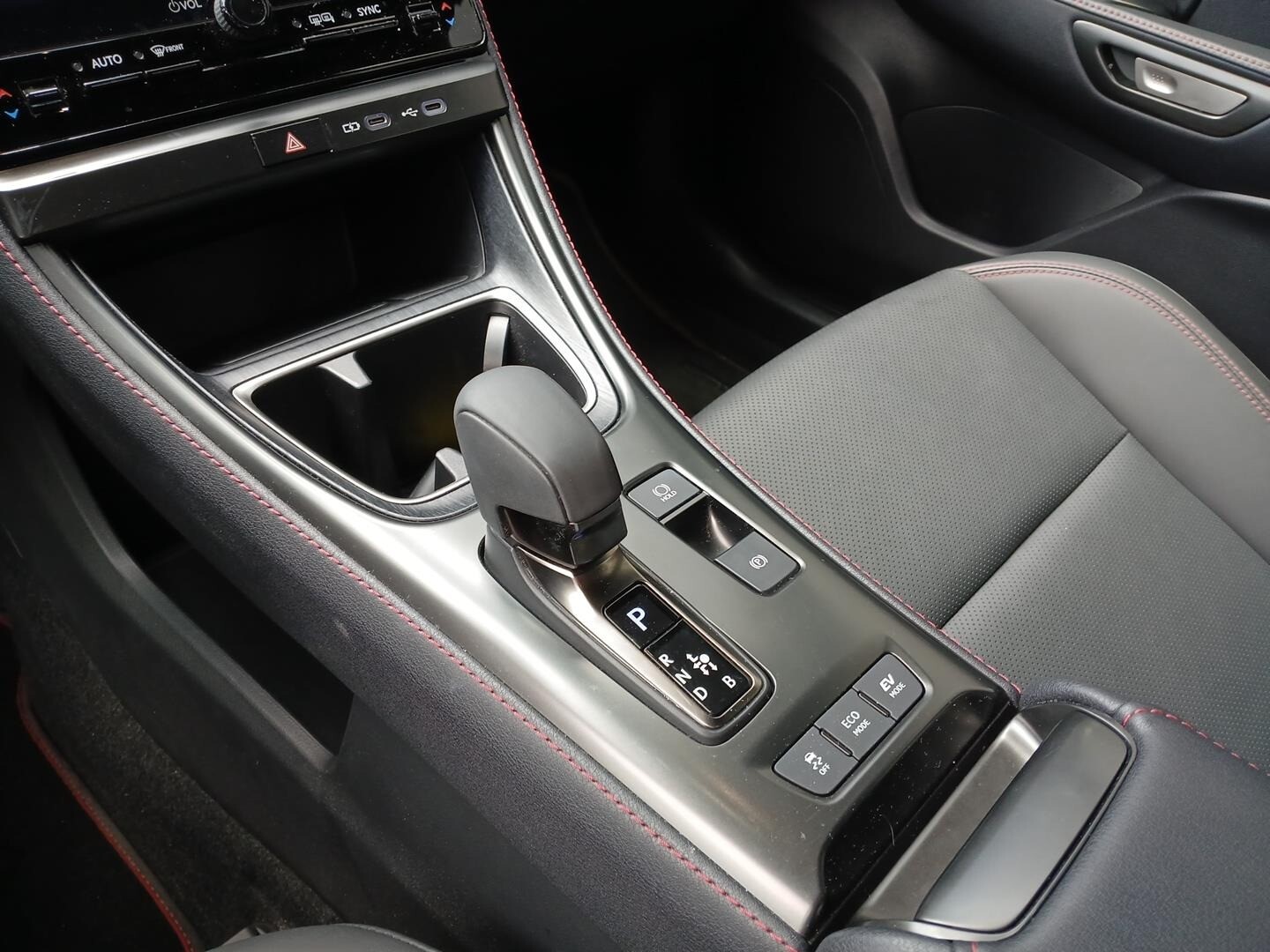 Lexus LBX