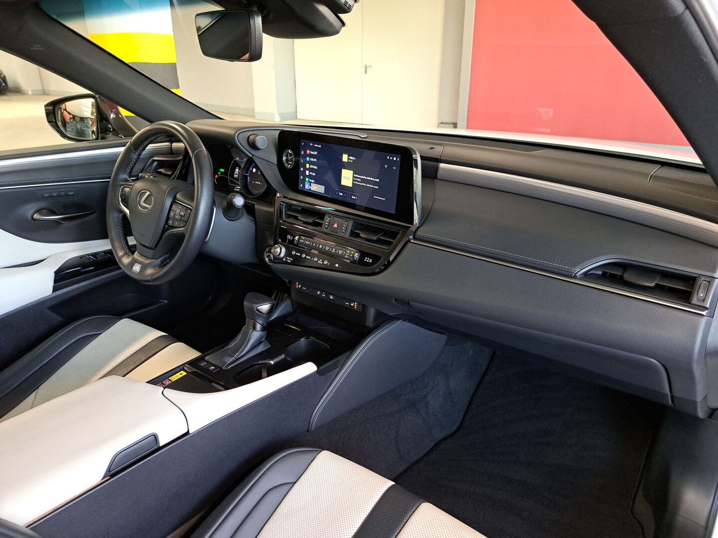 Lexus ES