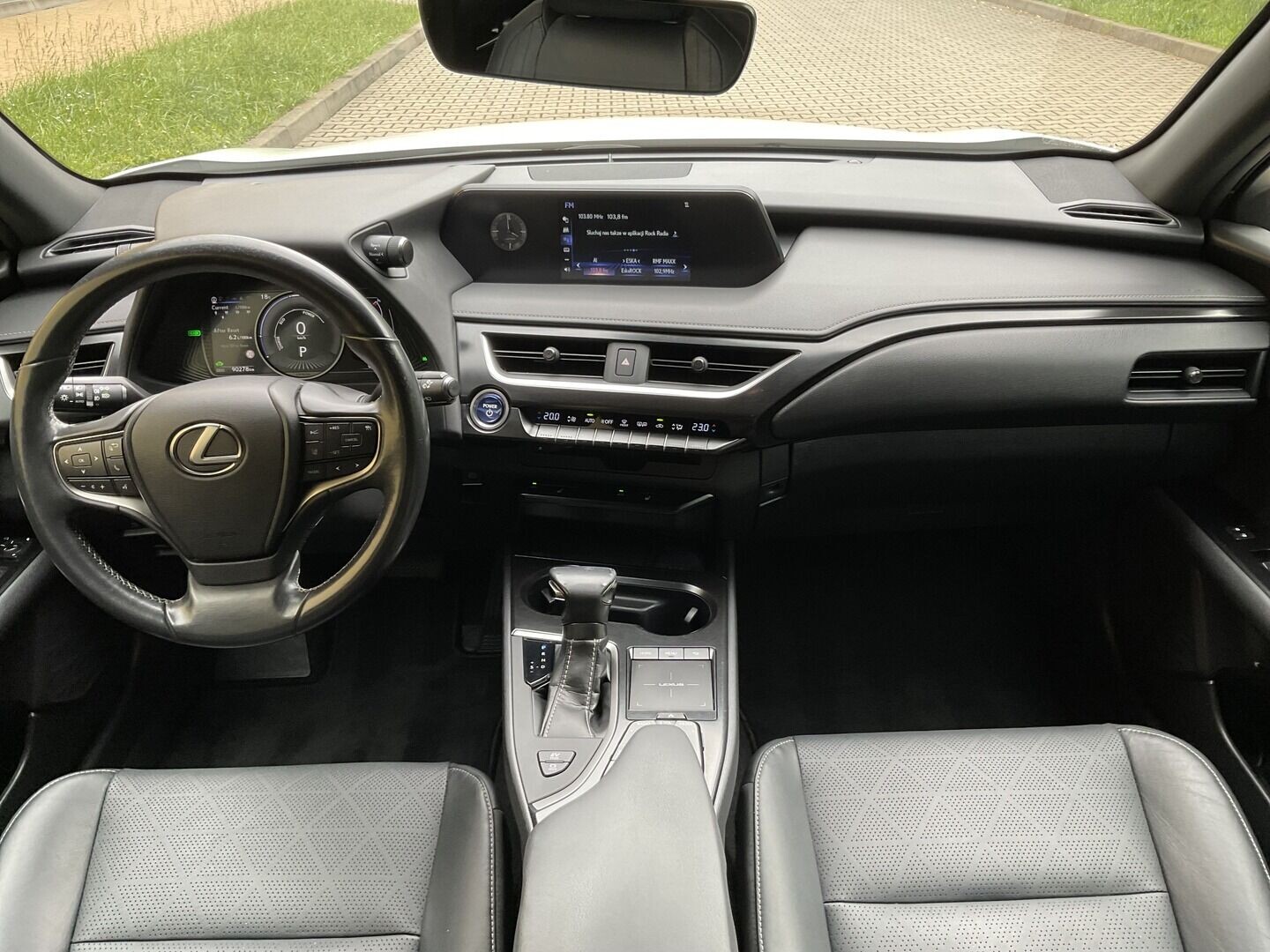Lexus UX