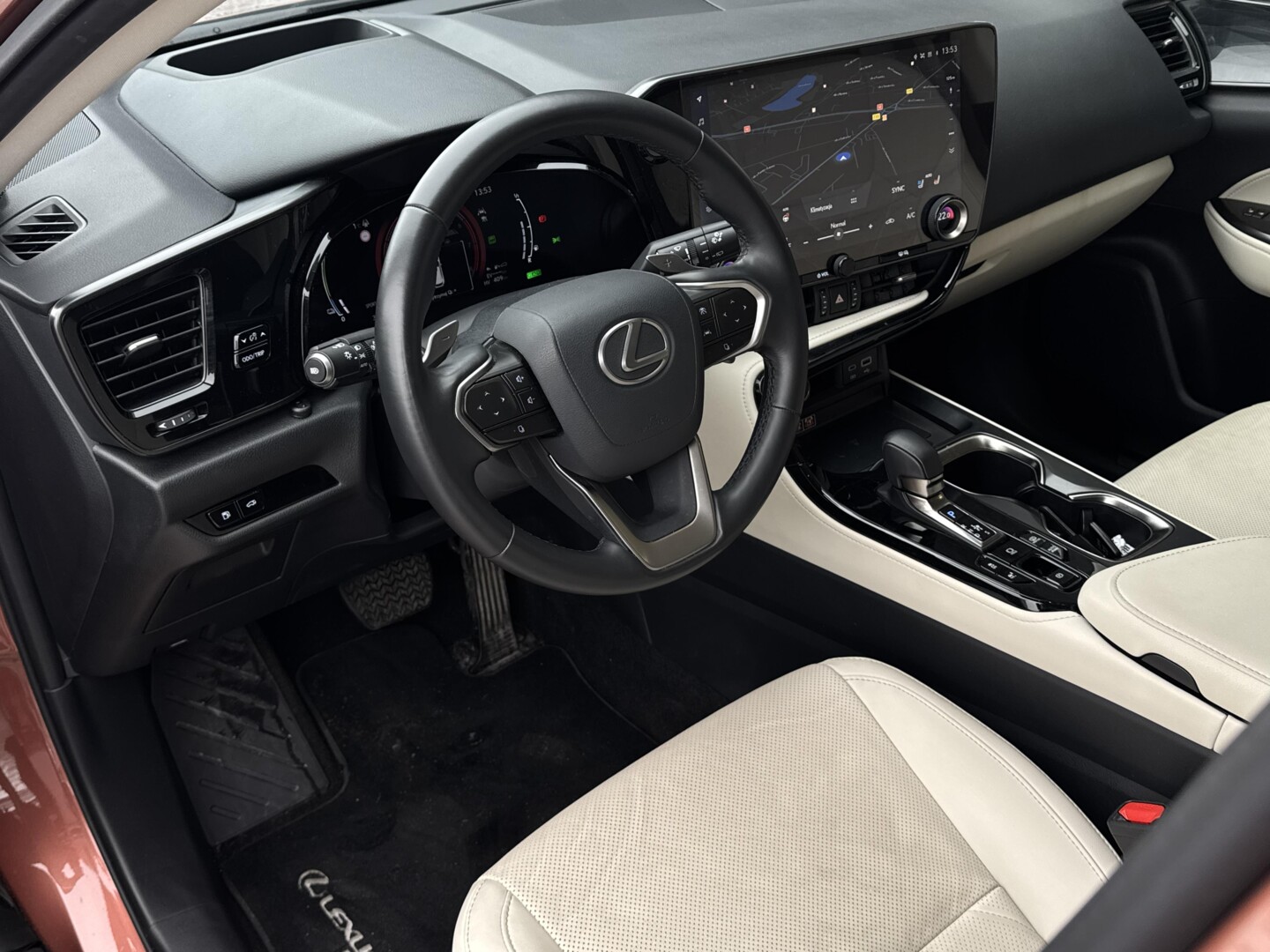 Lexus NX
