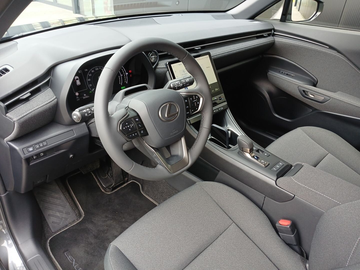 Lexus LBX