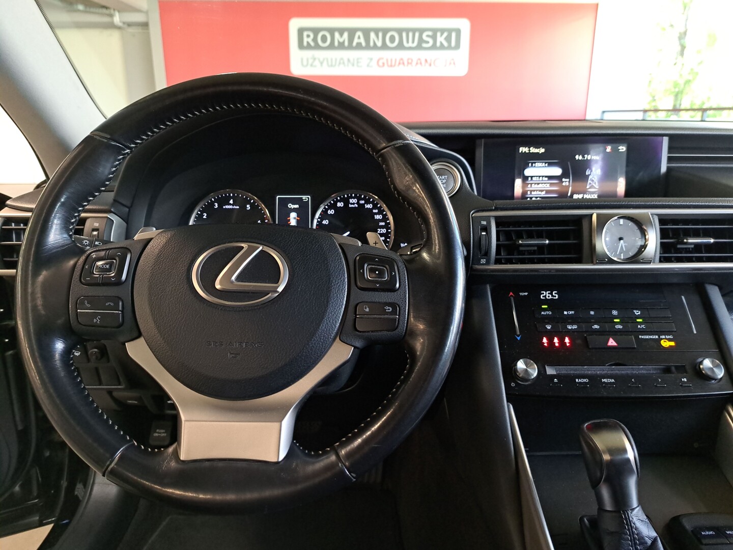 Lexus IS