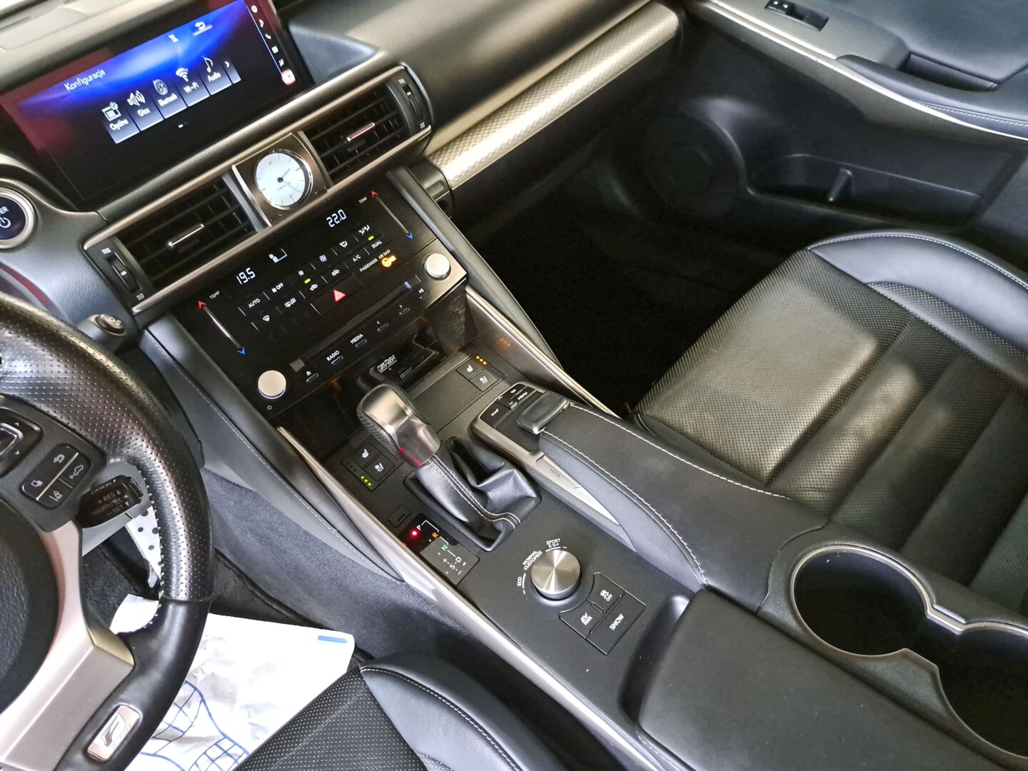 Lexus IS