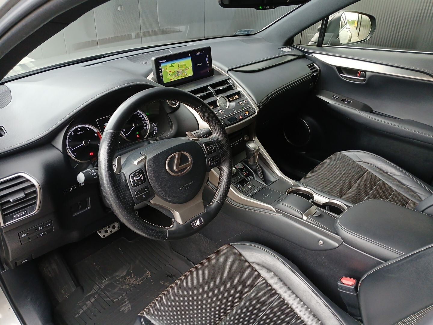 Lexus NX