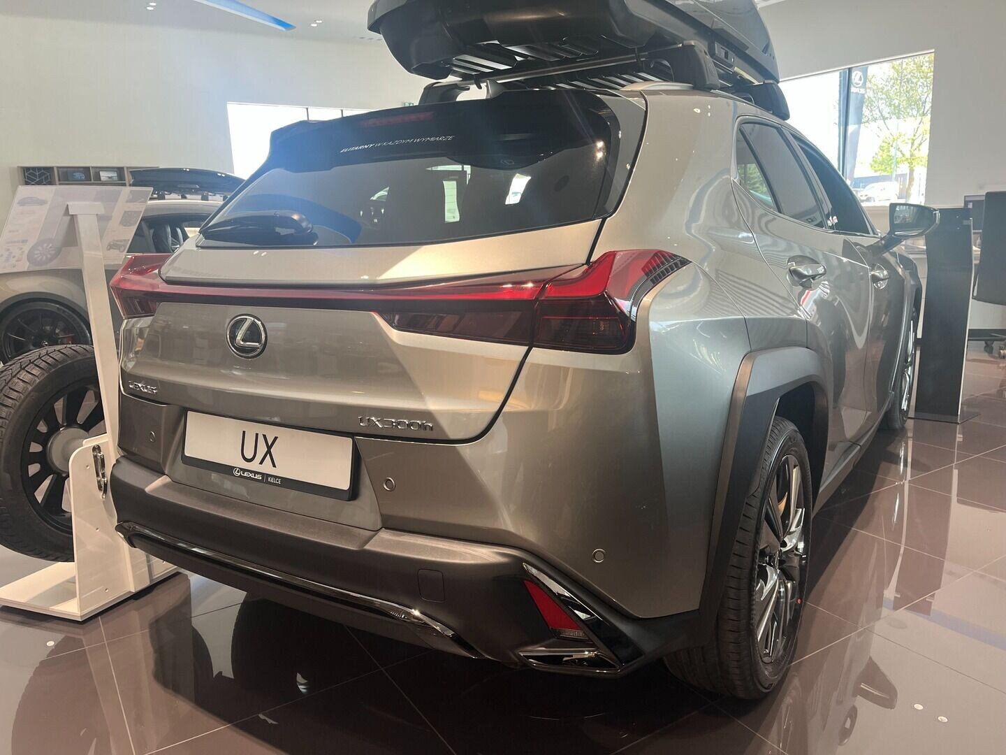 Lexus UX