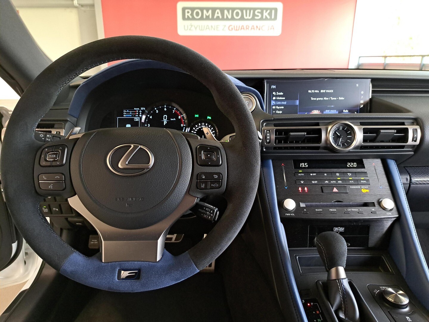 Lexus RC