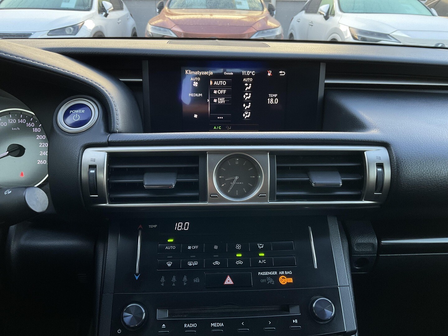 Lexus IS