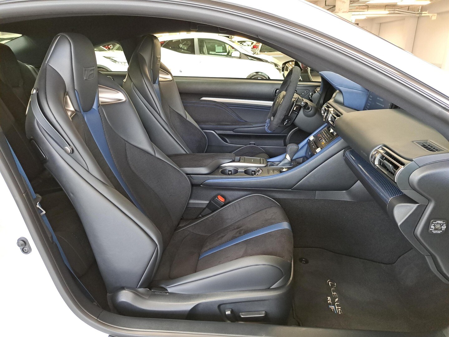 Lexus RC
