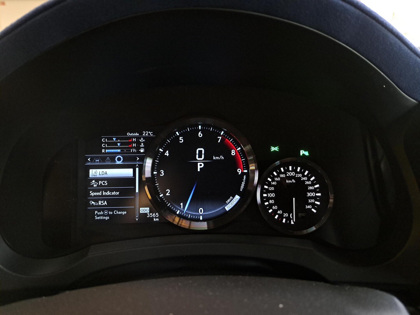 Lexus RC