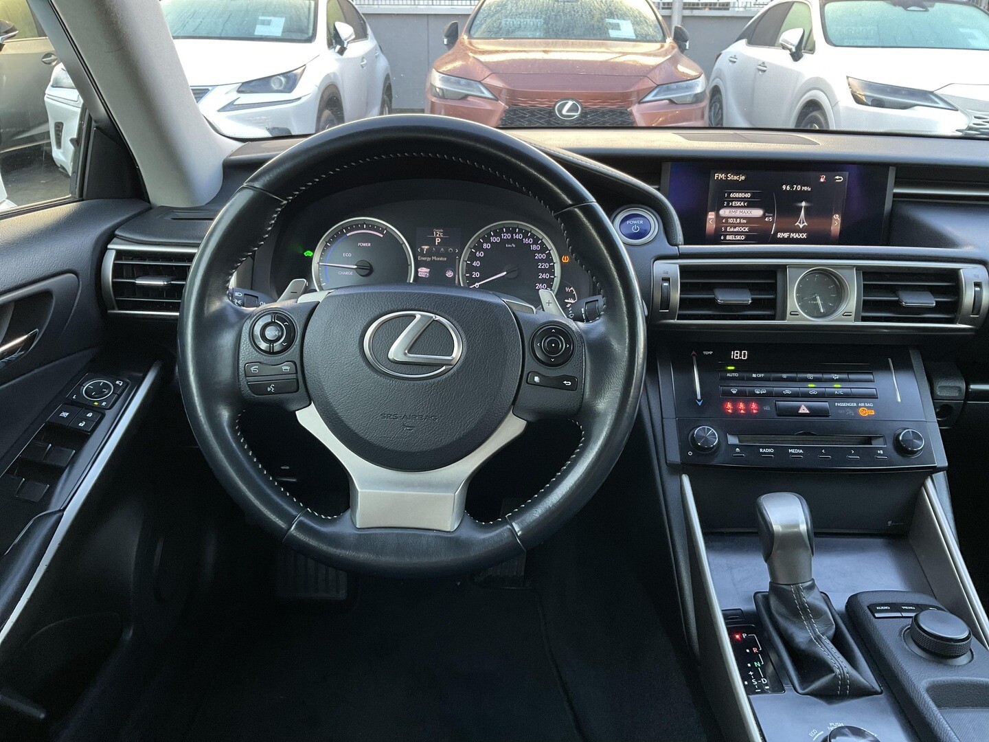 Lexus IS