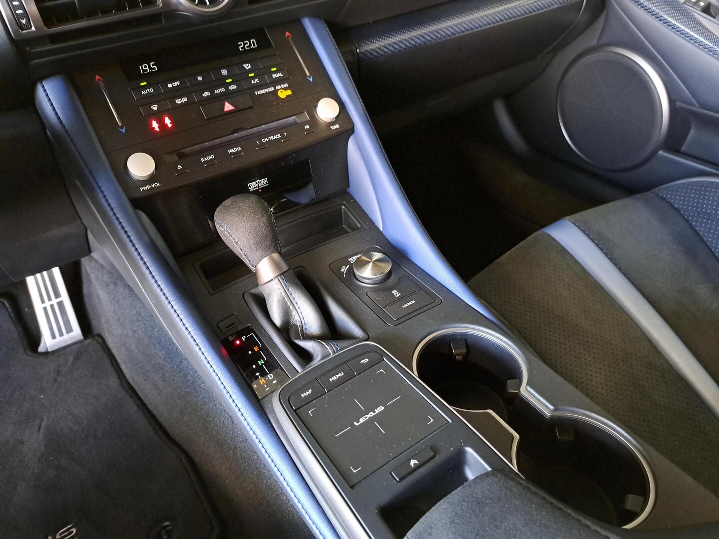 Lexus RC